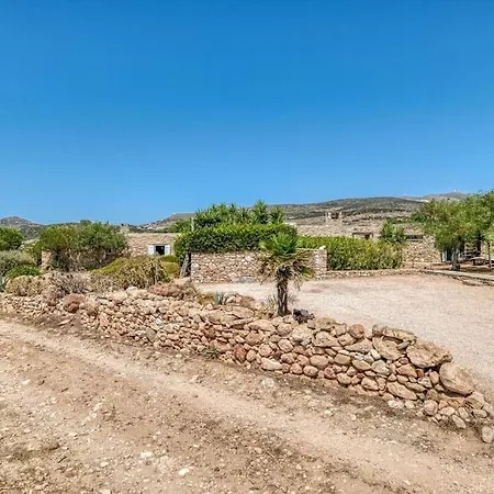 Finca - Atypical Villa Pounda